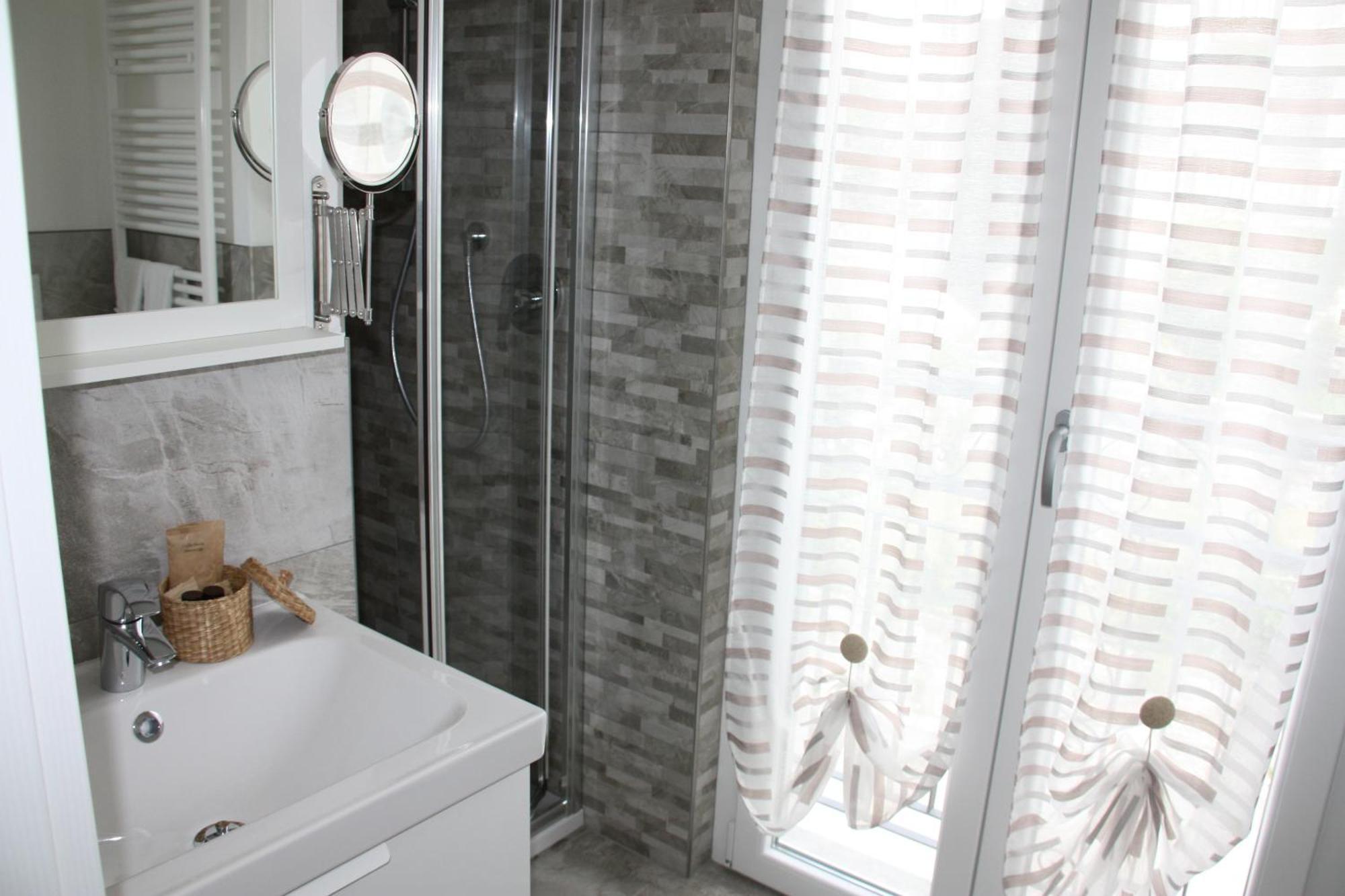 B&B Le Magnolie Faggeto Lario Exterior foto